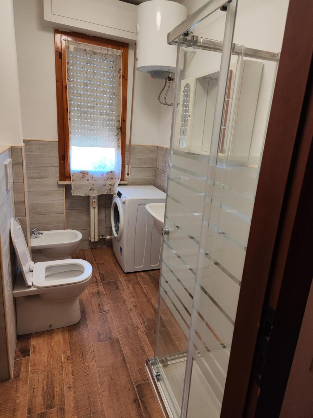 Benvenuti A Casa Apartment ปิซา ภายนอก รูปภาพ