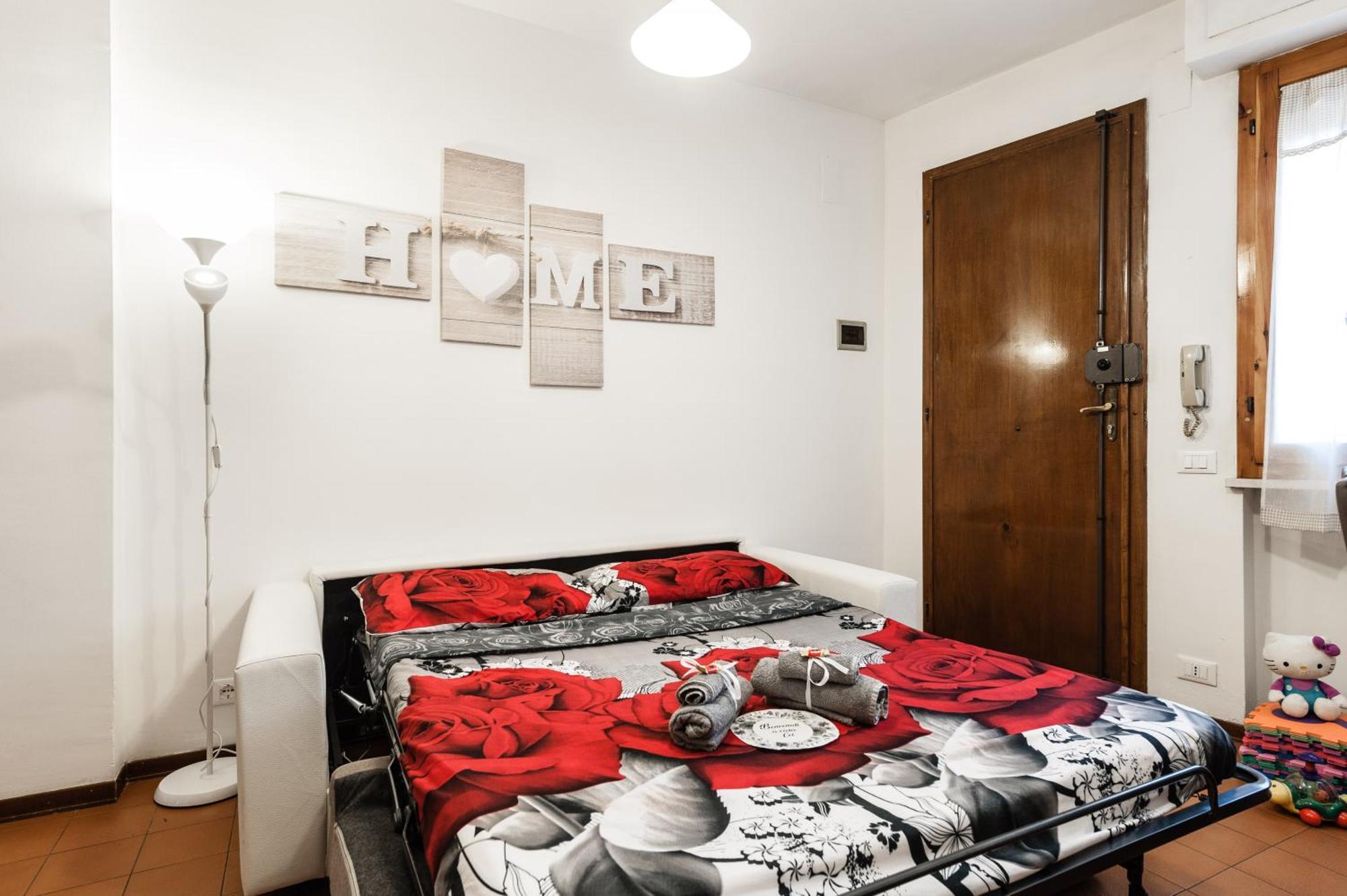 Benvenuti A Casa Apartment ปิซา ภายนอก รูปภาพ