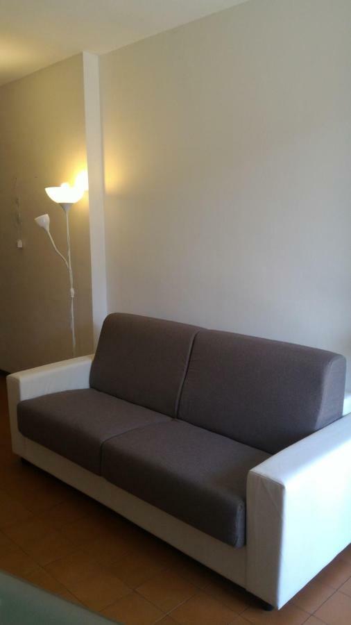 Benvenuti A Casa Apartment ปิซา ภายนอก รูปภาพ