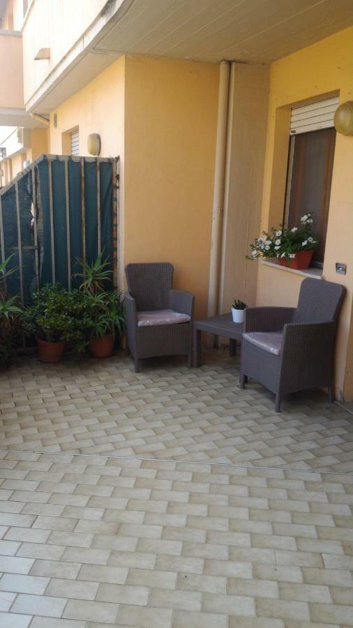 Benvenuti A Casa Apartment ปิซา ภายนอก รูปภาพ